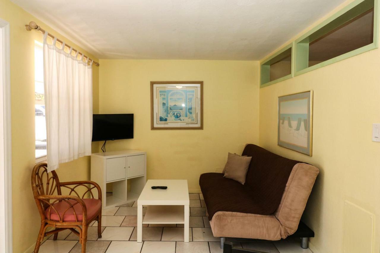 Grove City Motel Englewood Bagian luar foto